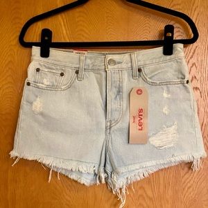 Levis’s Wedgie Short - NWT